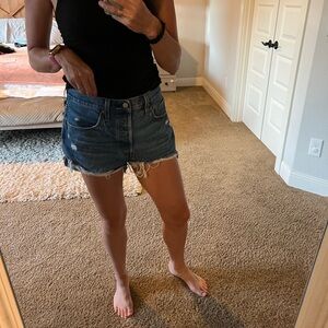 Women’s Levi’s 501 cutoff Jean shorts, size 31